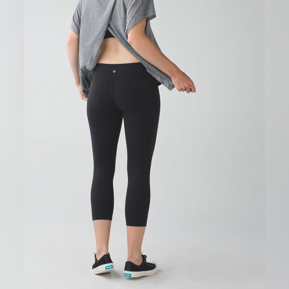 Lululemon Wunder Under Crop Leggings